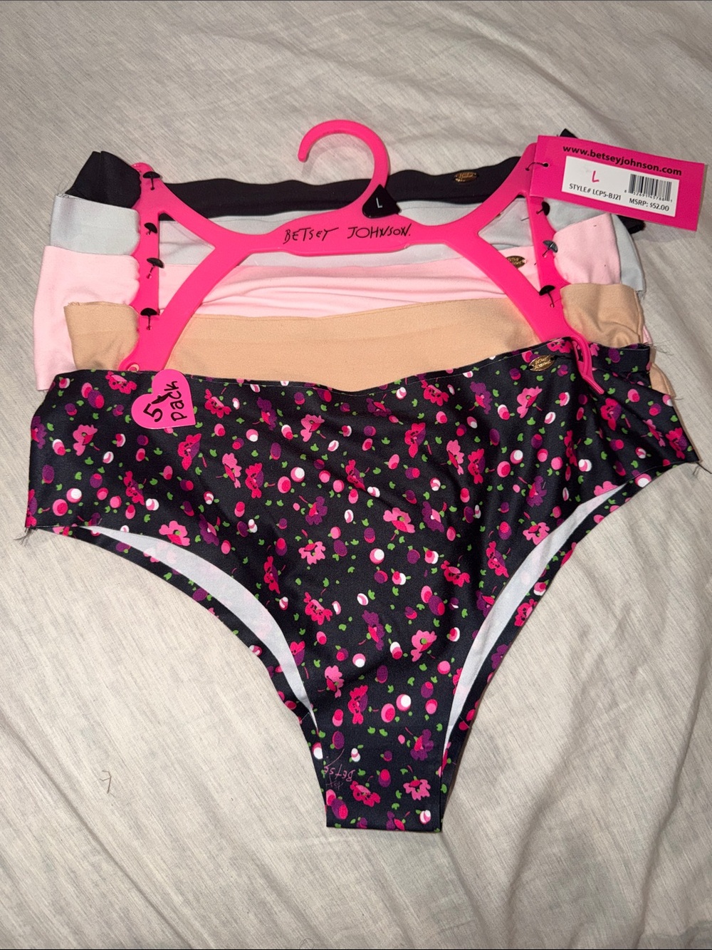 Betsey Johnson Women’s 5-Pack Bikini Bottoms - Size Large BNWT